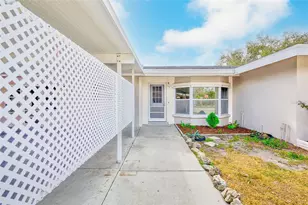 3946 Omega Cir, Sarasota, FL 34235 - Photo 43