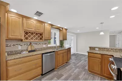 827 Seabreeze Drive, Ruskin, FL 33570 - Photo 23