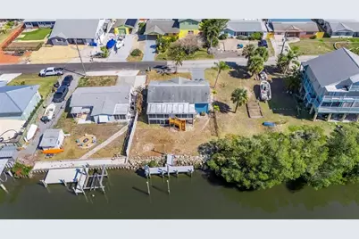 827 Seabreeze Drive, Ruskin, FL 33570 - Photo 65