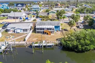 827 Seabreeze Dr, Ruskin, FL 33570 - Photo 67