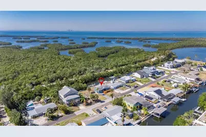 827 Seabreeze Drive, Ruskin, FL 33570 - Photo 57