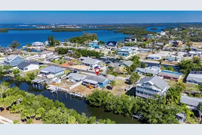 827 Seabreeze Drive, Ruskin, FL 33570 - Photo 61