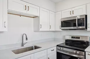 14919 N Bayshore Dr, Madeira Beach, FL 33708 - Photo 29