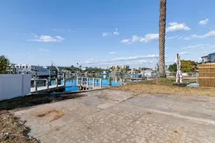 14919 N Bayshore Dr, Madeira Beach, FL 33708 - Photo 39