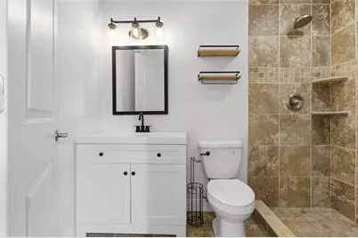 469 38th Avenue N, Saint Petersburg, FL 33704 - Photo 15