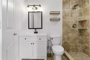 469 38th Ave N, Saint Petersburg, FL 33704 - Photo 15