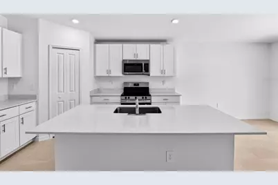 20213 Astoria Avenue, Port Charlotte, FL 33952 - Photo 9