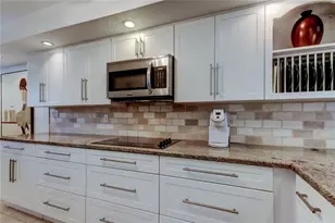 9450 Harbor Greens Way, Seminole, FL 33776 - Photo 9