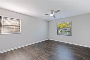 8950 Baywood Park Dr, Seminole, FL 33777 - Photo 37