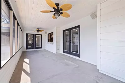 8950 Baywood Park Drive, Seminole, FL 33777 - Photo 39