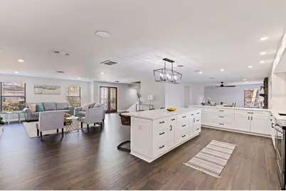 8950 Baywood Park Drive, Seminole, FL 33777 - Photo 13