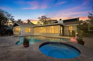 8950 Baywood Park Dr, Seminole, FL 33777 - Photo 41