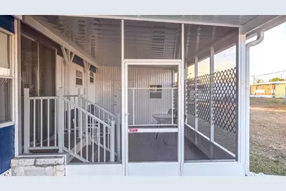 5227 Betty Street, Zephyrhills, FL 33542 - Photo 7