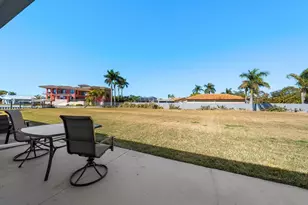 383 Boca Ciega Point Blvd N, Saint Petersburg, FL 33708 - Photo 9
