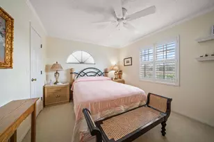 2102 S Fore Cir, Tampa, FL 33612 - Photo 15