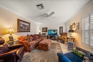 2102 S Fore Cir, Tampa, FL 33612 - Photo 9