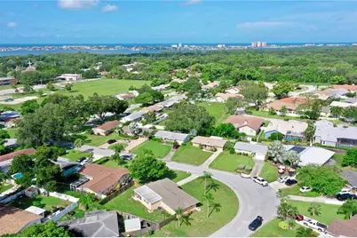 6947 114th Street, Seminole, FL 33772 - Photo 7