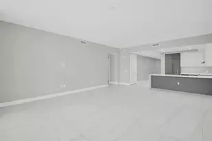 275 1st Ave S, Saint Petersburg, FL 33701 - Photo 19