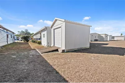 36821 Grace Avenue, Zephyrhills, FL 33542 - Photo 21