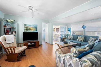 36821 Grace Avenue, Zephyrhills, FL 33542 - Photo 11