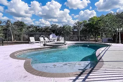 37761 Oak Forrest Drive, Dade City, FL 33523 - Photo 11