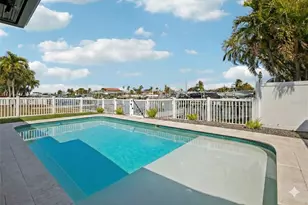 12125 5th St E, Treasure Island, FL 33706 - Photo 3