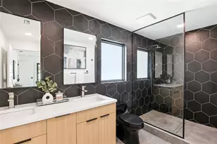 12125 5th St E, Treasure Island, FL 33706 - Photo 37