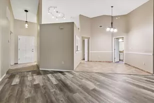 11647 Fox Creek Dr, Tampa, FL 33635 - Photo 37