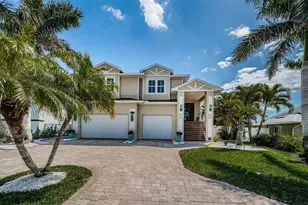 709 Harbor Dr, Belleair Beach, FL 33786 - Photo 5