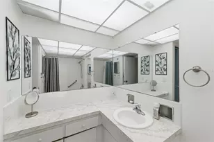 19029 US Hwy 19 N, Clearwater, FL 33764 - Photo 21