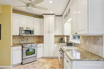 602 Seabreeze Court, Tampa, FL 33602 - Photo 33