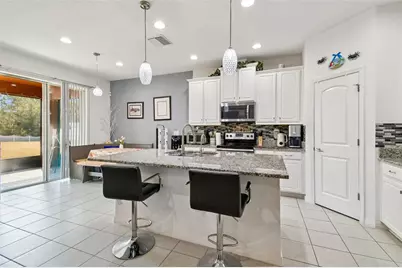 12112 Ledbury Commons Drive, Gibsonton, FL 33534 - Photo 11