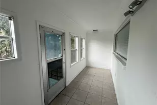 1345 Drew St, Clearwater, FL 33755 - Photo 9