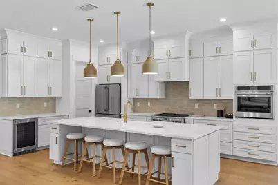 3904 Greenwood Drive, Tampa, FL 33611 - Photo 11