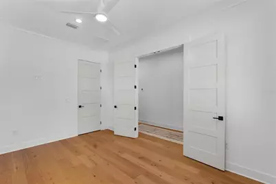 3904 Greenwood Drive, Tampa, FL 33611 - Photo 3