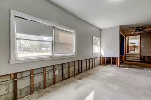 8719 S Meadowview Cir, Tampa, FL 33625 - Photo 31