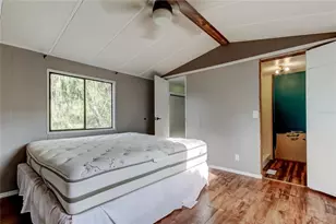8719 S Meadowview Cir, Tampa, FL 33625 - Photo 21