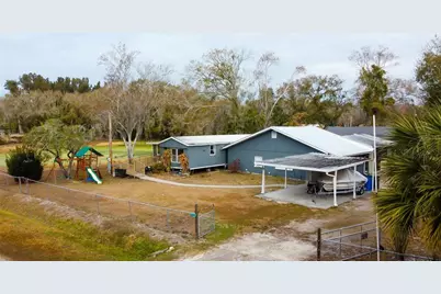 8719 S Meadowview Circle, Tampa, FL 33625 - Photo 11