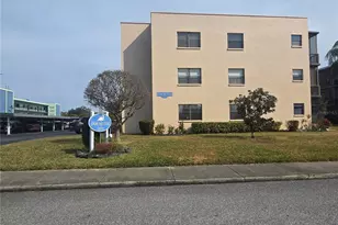 5971 Terrace Park Dr N, Saint Petersburg, FL 33709 - Photo 19