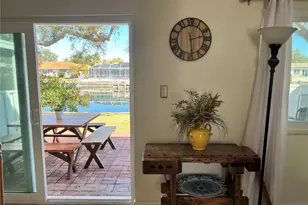 6257 Cape Hatteras Way NE, Saint Petersburg, FL 33702 - Photo 9