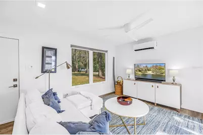 3400 Waterbridge Drive, Tampa, FL 33618 - Photo 9