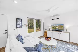 3400 Waterbridge Dr, Tampa, FL 33618 - Photo 9