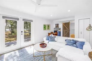 3400 Waterbridge Dr, Tampa, FL 33618 - Photo 7