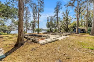 3400 Waterbridge Dr, Tampa, FL 33618 - Photo 25