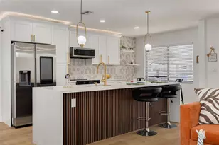 1017 Emerson Dr, Dunedin, FL 34698 - Photo 7