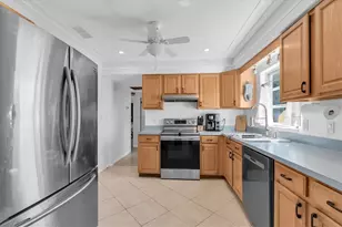 4018 26th Ave N, Saint Petersburg, FL 33713 - Photo 13