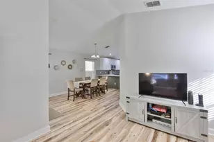 2331 W Chestnut St, Tampa, FL 33607 - Photo 9