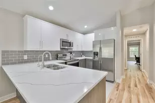 2331 W Chestnut St, Tampa, FL 33607 - Photo 15