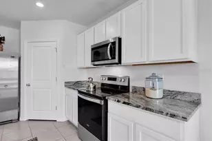 10895 Quail Grv Wy, San Antonio, FL 33576 - Photo 9