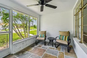 275 Mateo Way NE, Saint Petersburg, FL 33704 - Photo 5